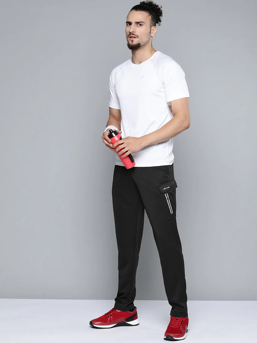 Alcis Men Black Solid Slim Fit Track Pants