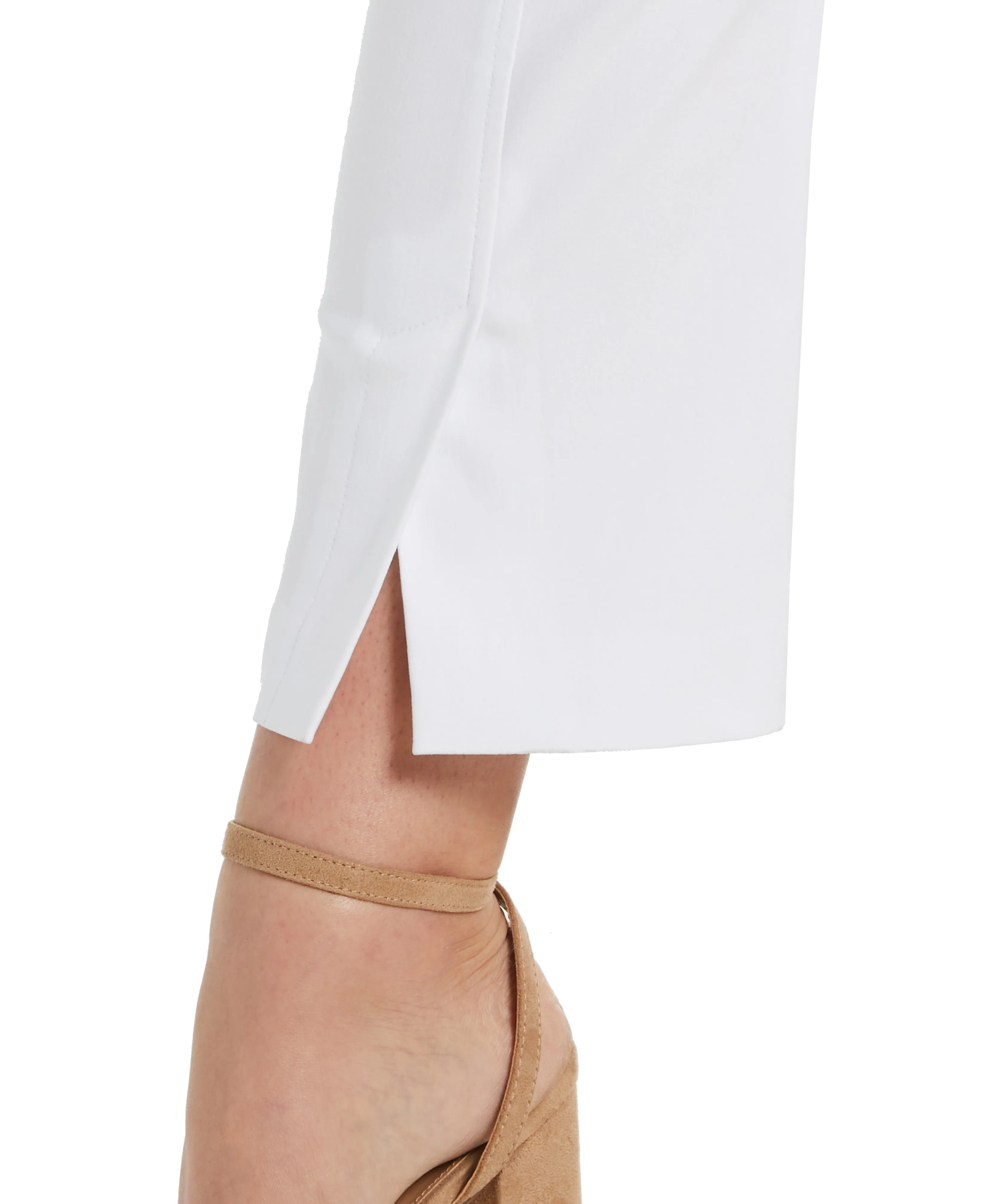 Classic Fit Seamed Straight Leg Crop Pant with Vents