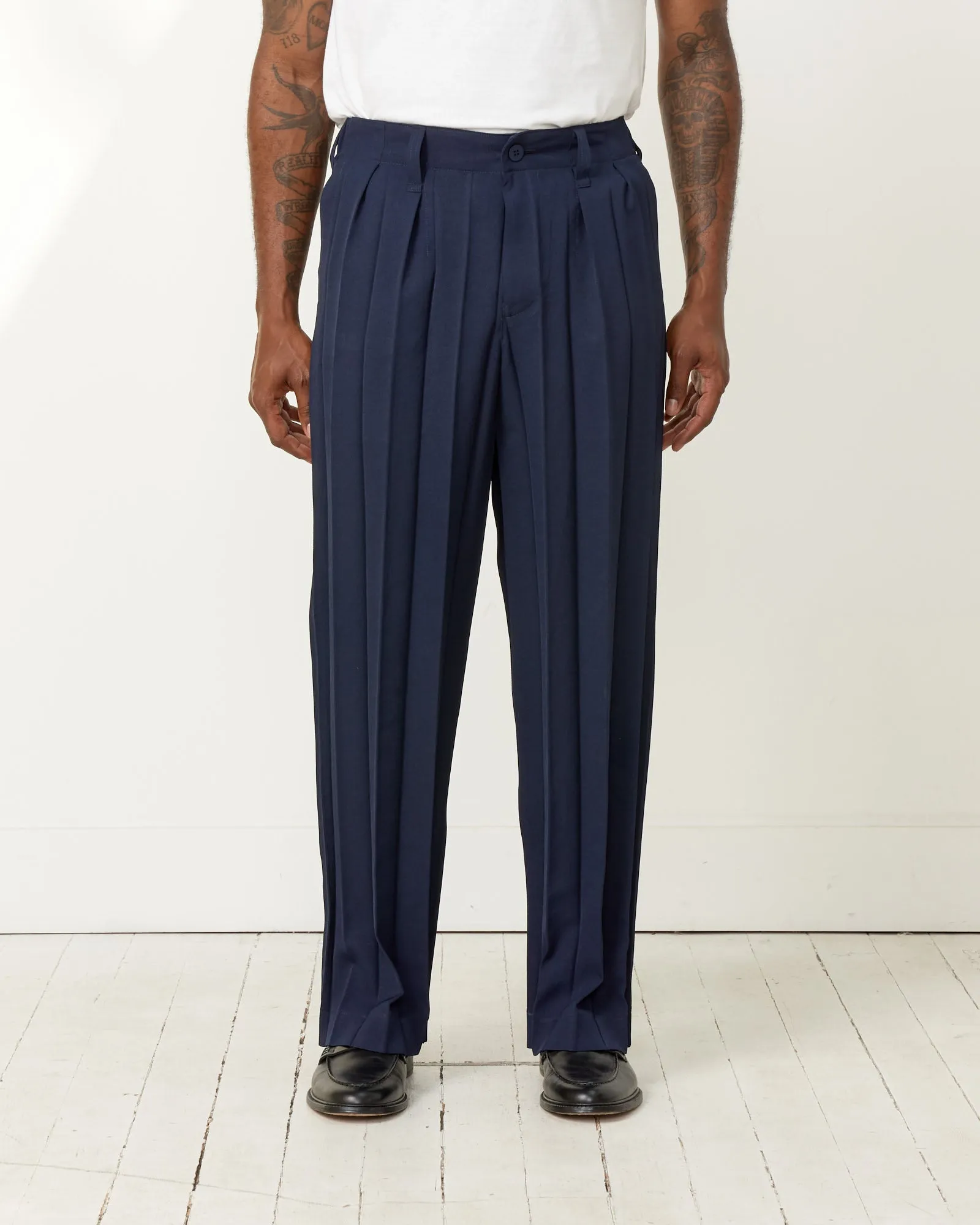 Edge Essemble Pant in Navy