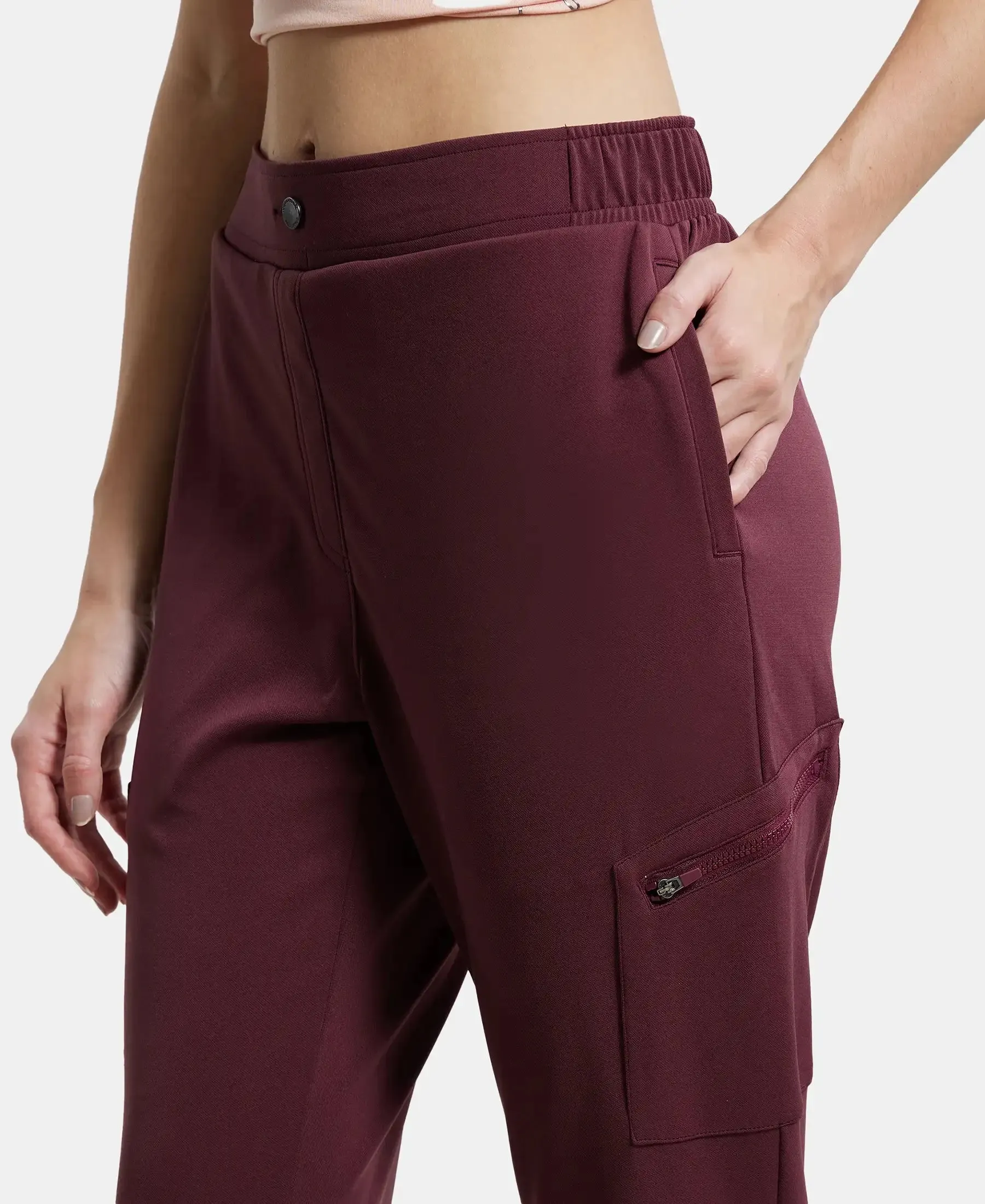 Microfiber Fabric Regular Fit Solid Travel Pants - Fig