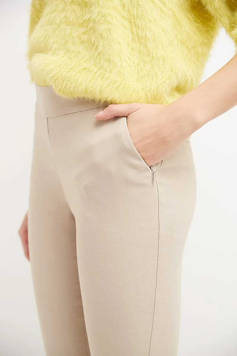 Pull-on skinny pants