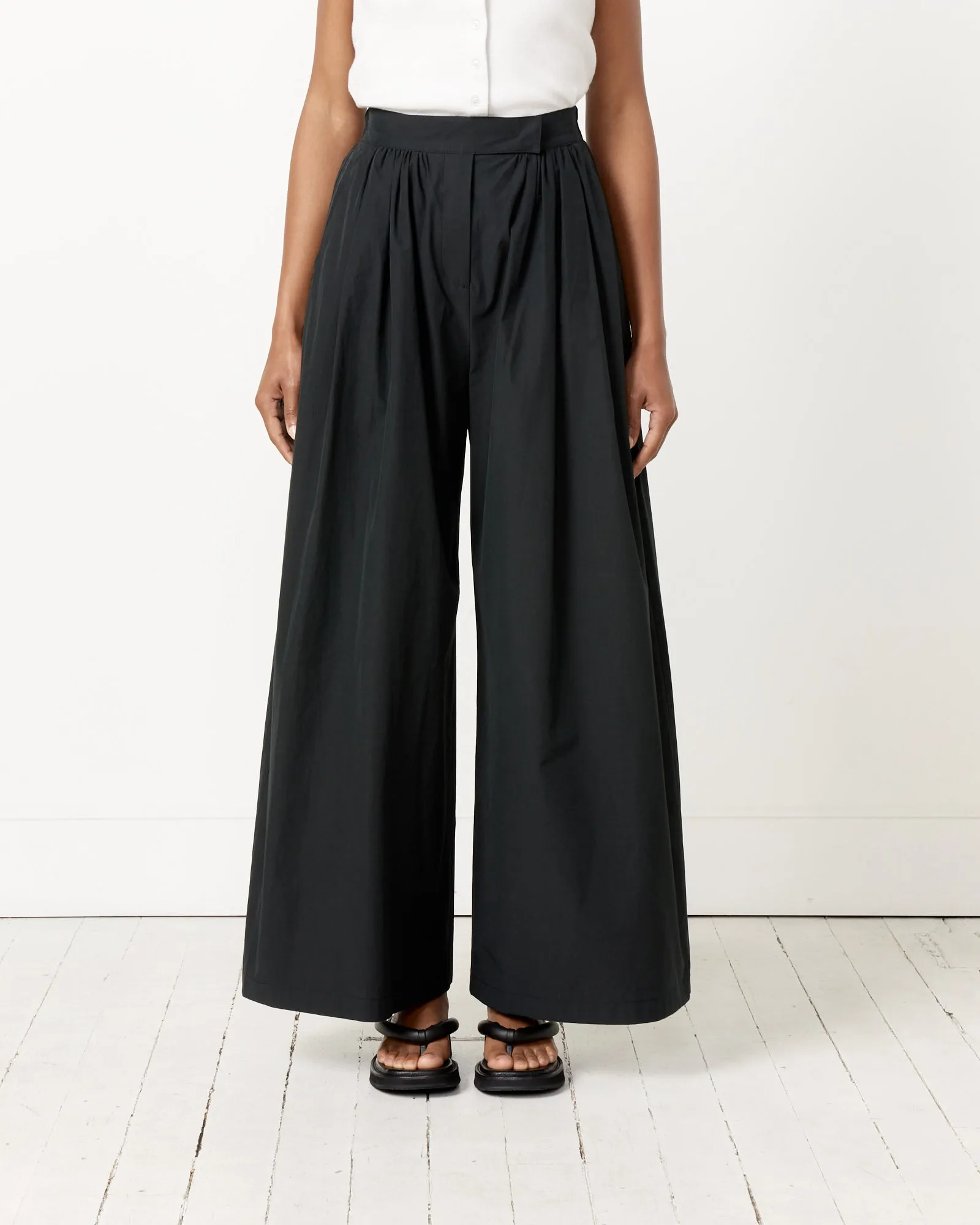 Shirring Banding Pant in Black