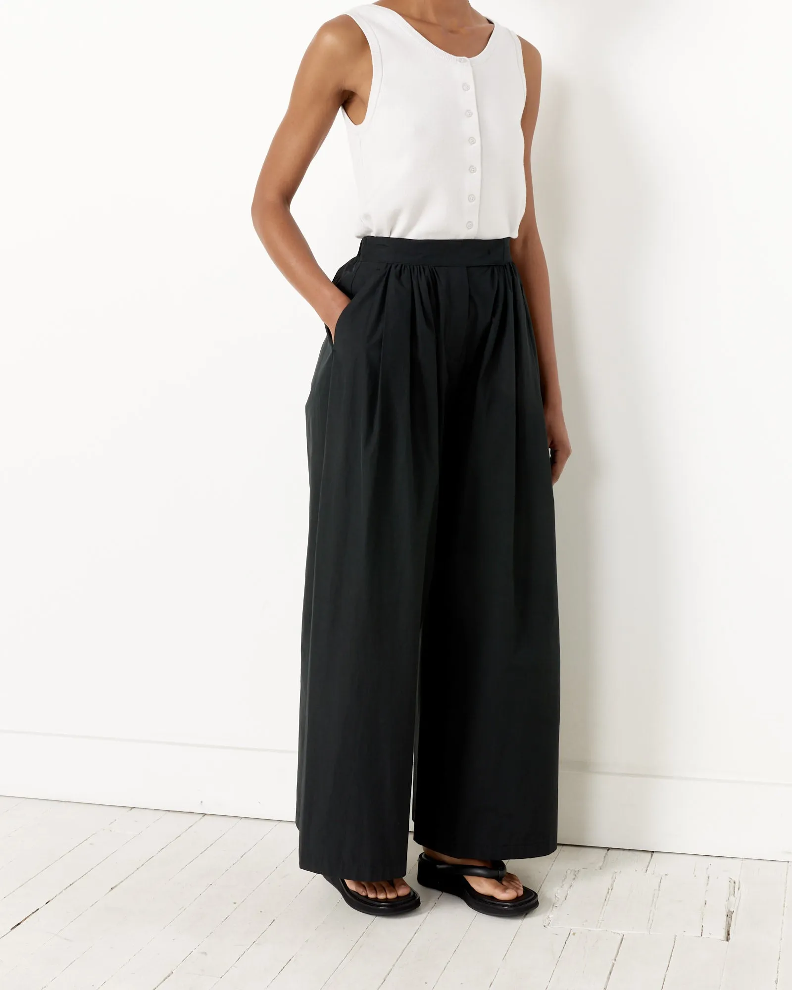 Shirring Banding Pant in Black