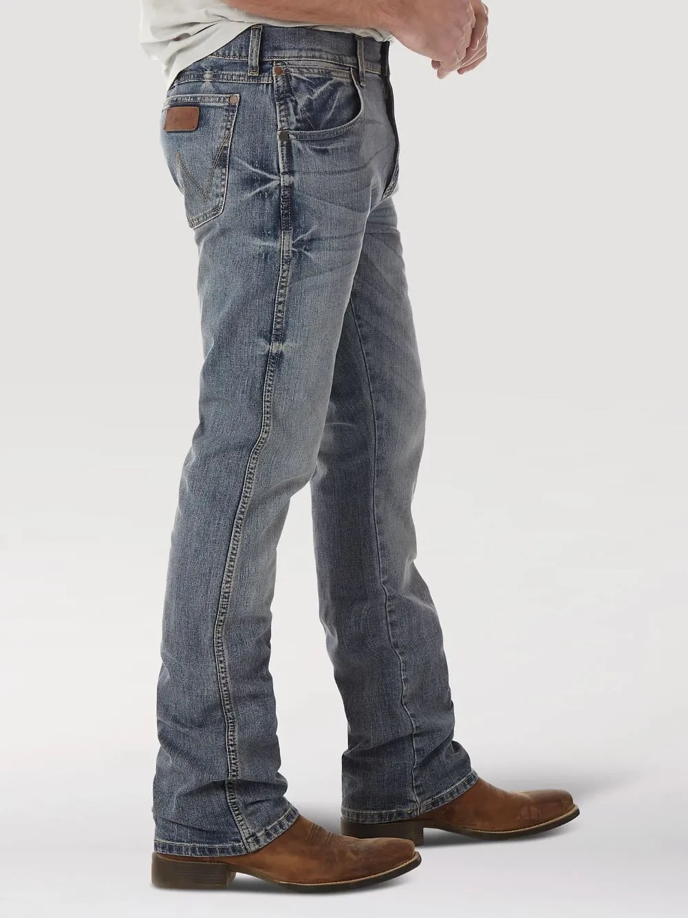 'Wrangler' Men's Retro Slim Fit Bootcut - Greeley Wash